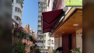 Toldo lleno del casete