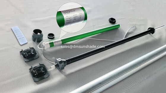 Ventas calientes Motorizado Primavera Windproof Zip Blinds para Patio y Balcón Manual Auxiliar de elevación Roller Blind